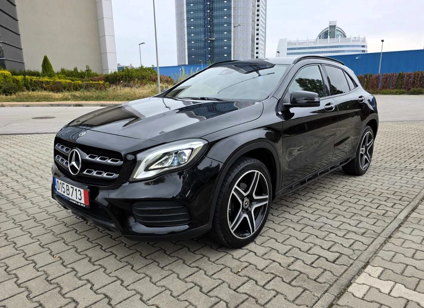 Mercedes-Benz GLA 200d 4MATIC/AMG/G-Tronic, снимка 1