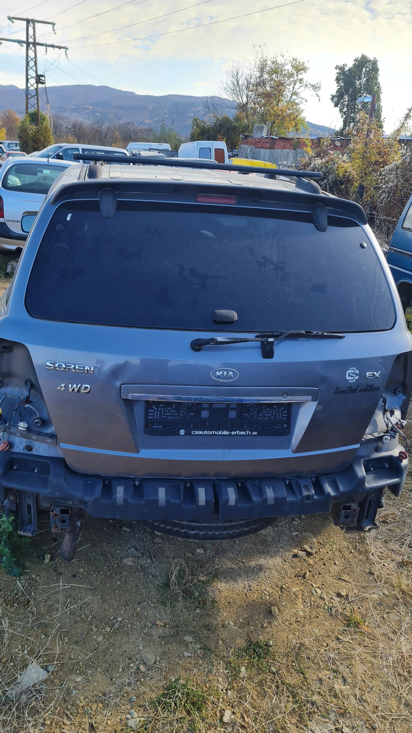 Kia Sorento 2.5 CRDI Автомат и Ръчка, снимка 12 - Автомобили и джипове - 54147016