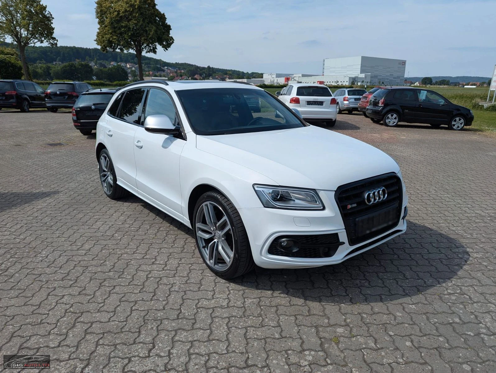 Audi SQ5 COMPETITON/326HP/BLACK-EDT/21/CAM/PANO/KLESS/542v - изображение 5