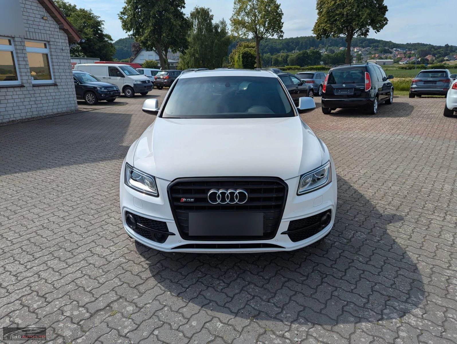 Audi SQ5 COMPETITON/326HP/BLACK-EDT/21/CAM/PANO/KLESS/542v - изображение 2