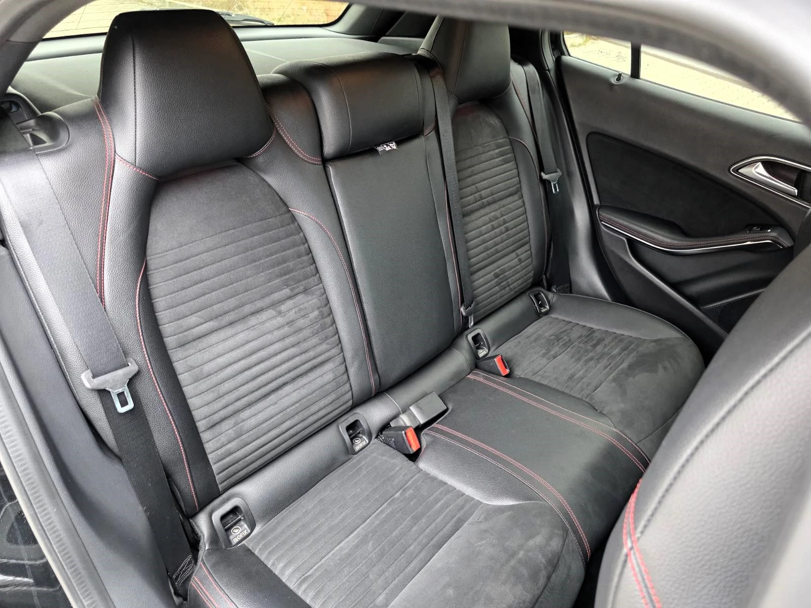 Mercedes-Benz GLA 200d 4MATIC/AMG/G-Tronic | Mobile.bg   13