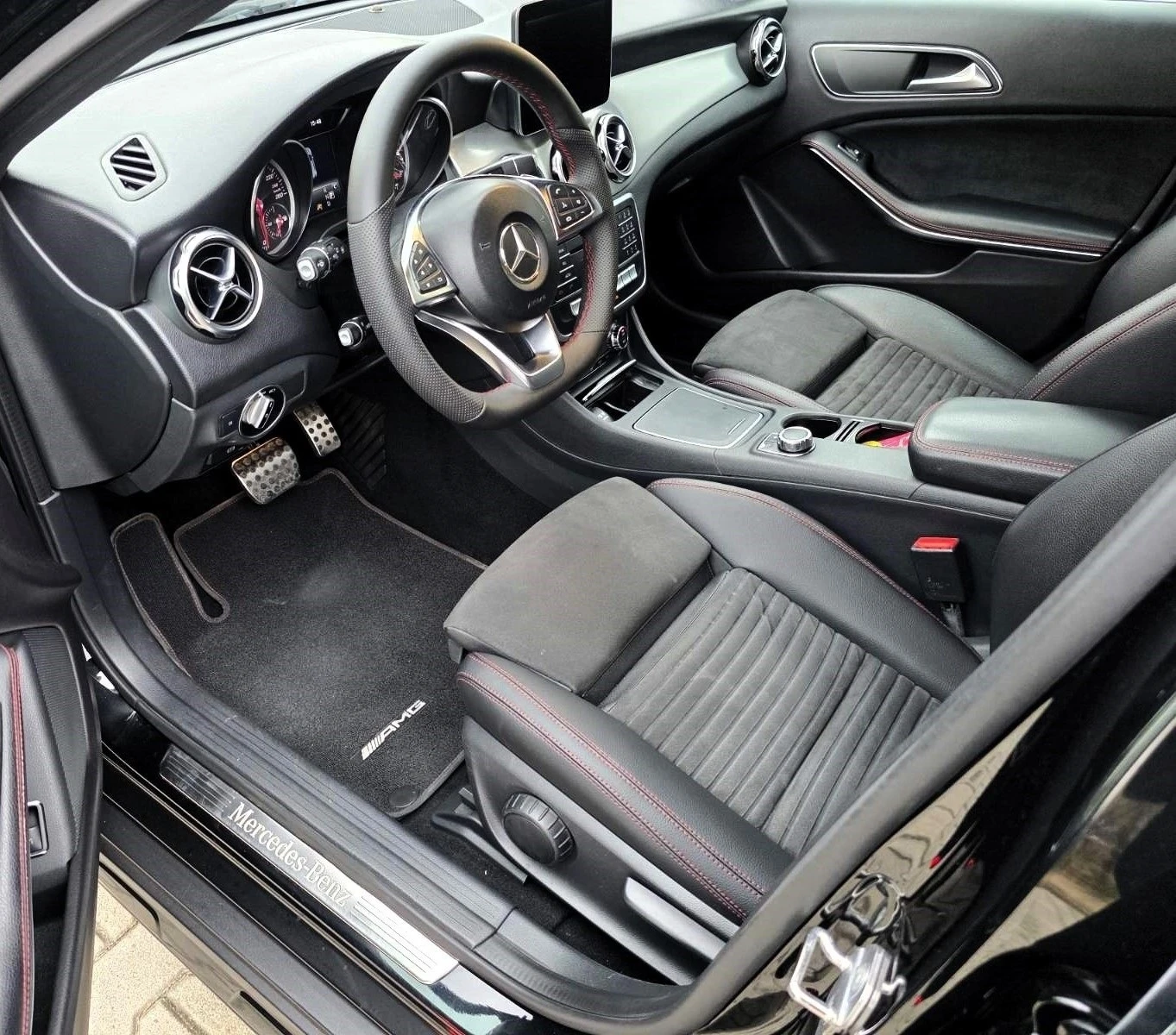 Mercedes-Benz GLA 200d 4MATIC/AMG/G-Tronic - изображение 7