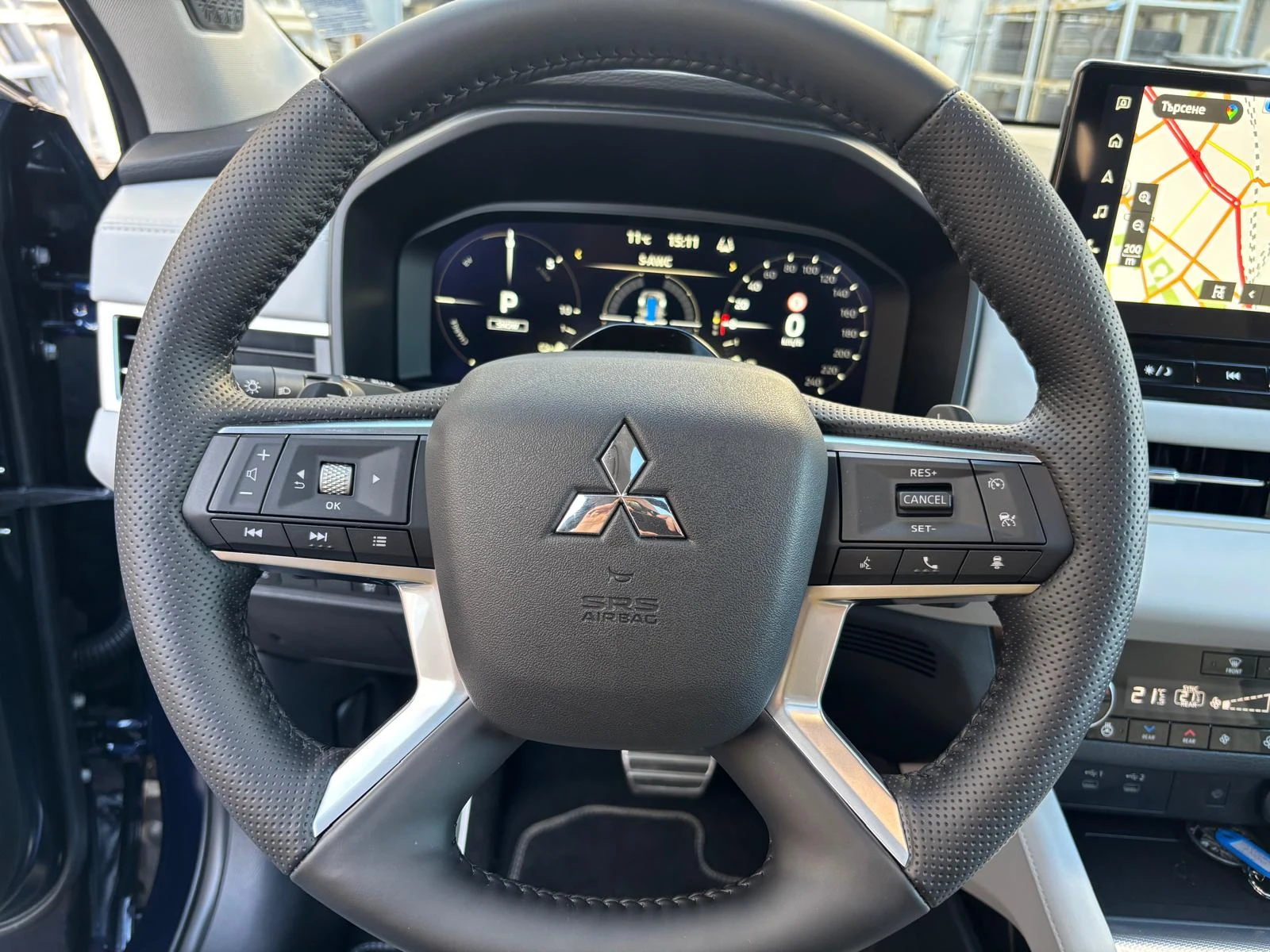 Mitsubishi Outlander INSTYLE PHEV - изображение 10