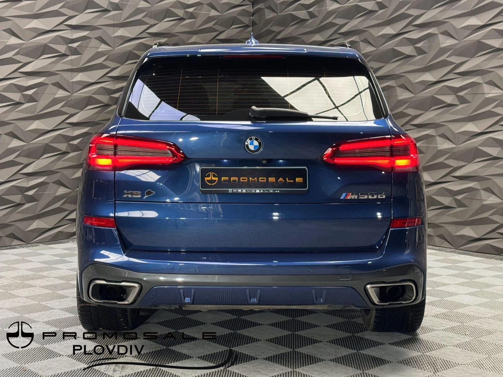BMW X5 xDrive M50d* Camera* Pano* Navi - изображение 4