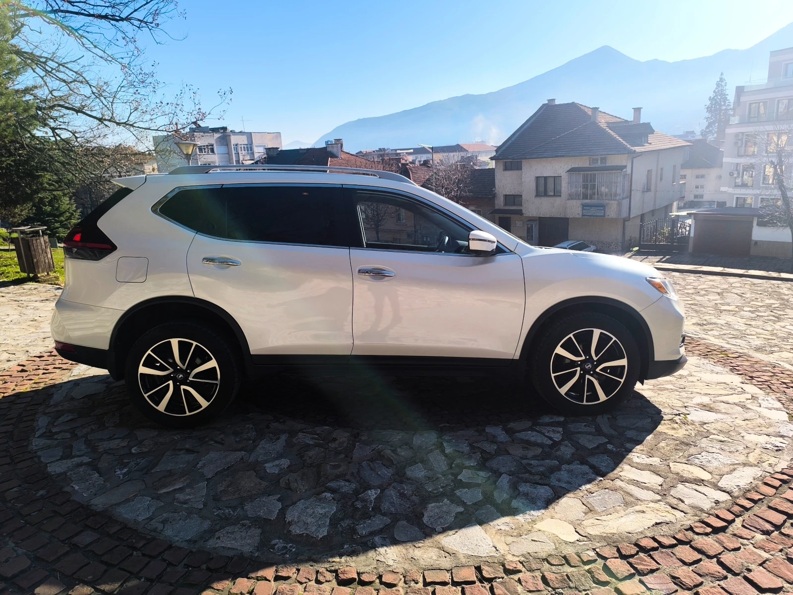 Nissan Rogue SV AWD, снимка 15 - Автомобили и джипове - 53406803