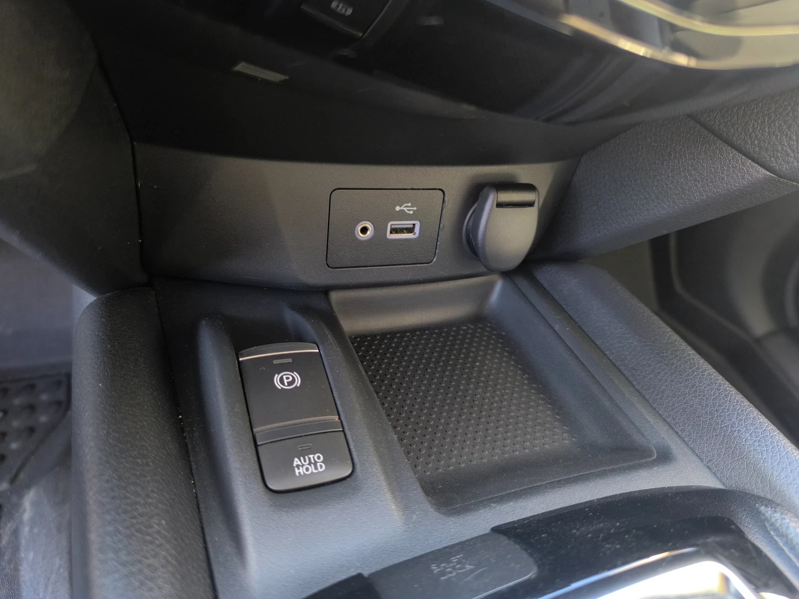 Nissan Rogue SV AWD, снимка 8 - Автомобили и джипове - 53406803