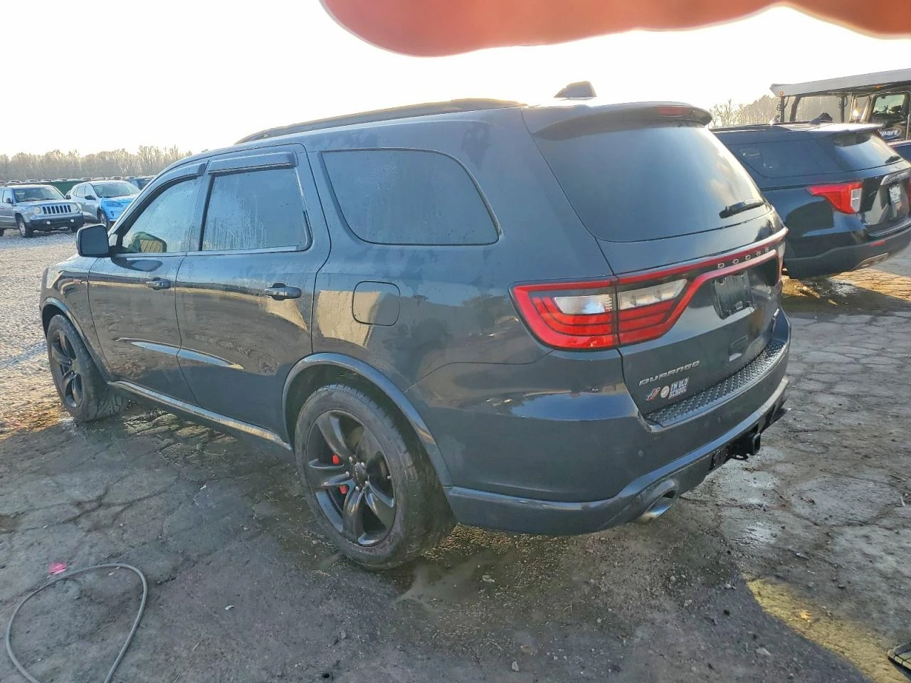 Dodge Durango SRT - изображение 4