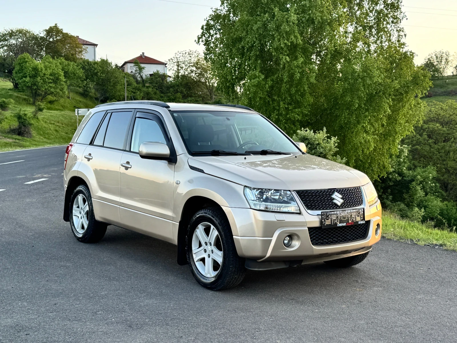 Suzuki Grand vitara 2.0 140HP, снимка 2 - Автомобили и джипове - 54556448