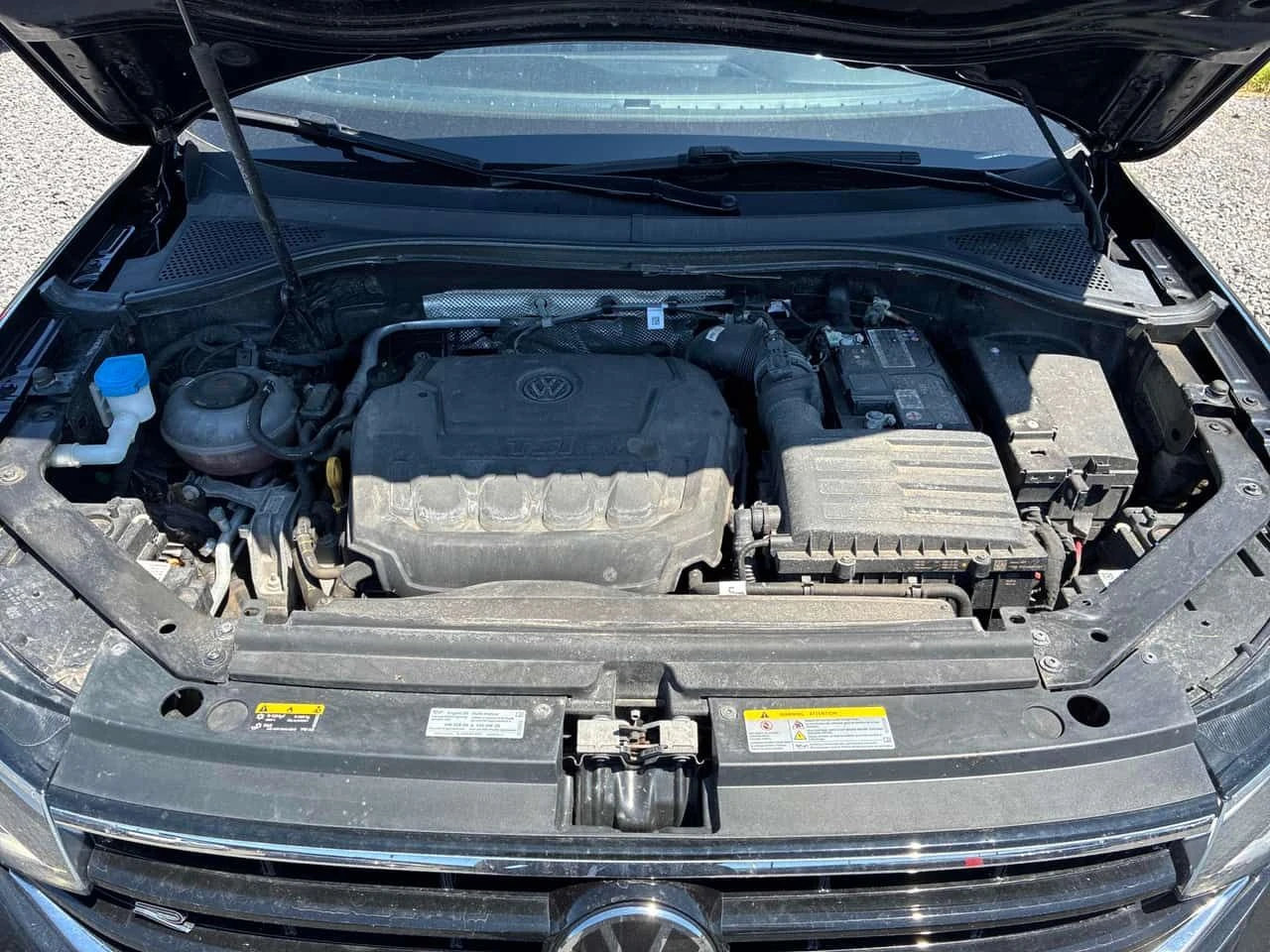 VW Tiguan * Comfortline R Line Black Edition * АВТОКРЕДИТ* , снимка 10 - Автомобили и джипове - 54908950