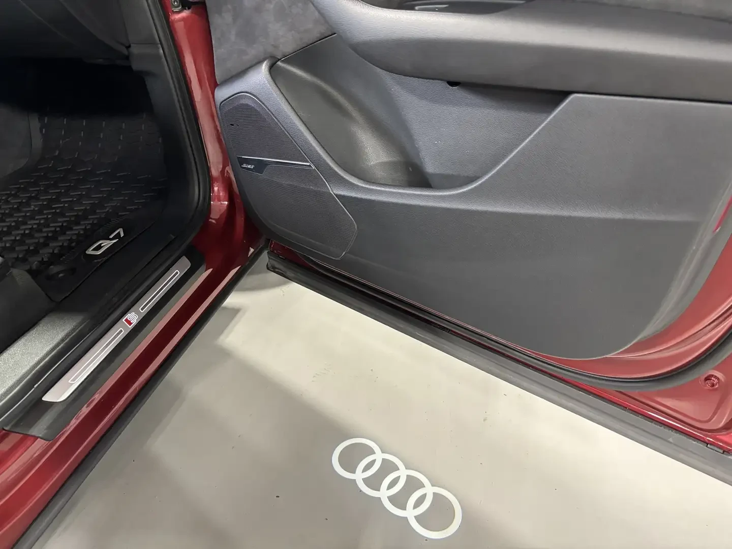 Audi Q7, снимка 15 - Автомобили и джипове - 55123483