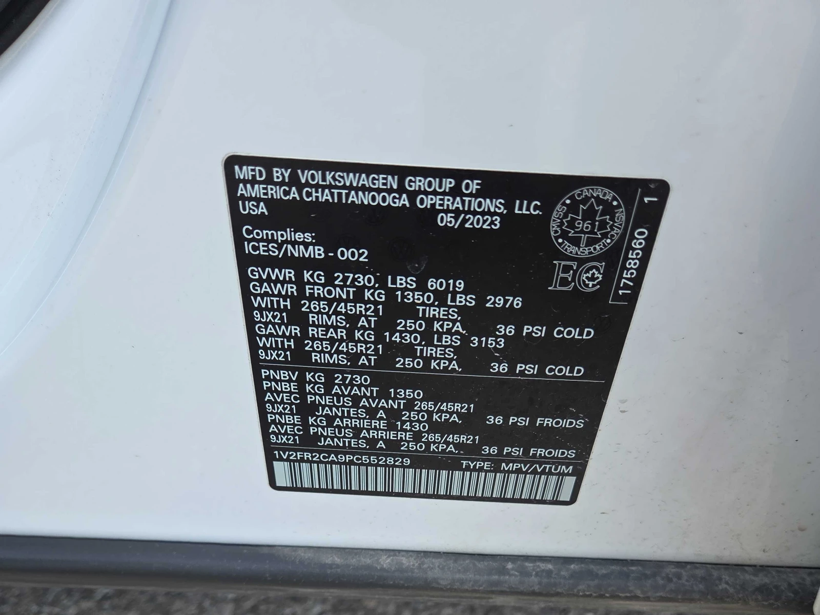 VW Atlas * Execline * CARFAX * ОПЦИЯ ЗА ФИНАНСИРАНЕ , снимка 10 - Автомобили и джипове - 55989134