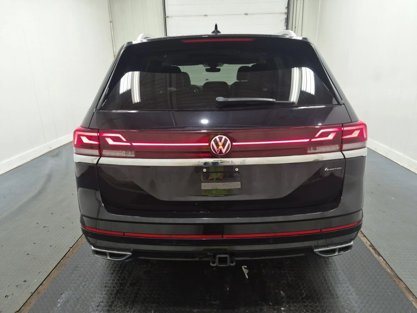 VW Atlas Execline  Цена до България & АвтоКредит, снимка 5 - Автомобили и джипове - 56196700