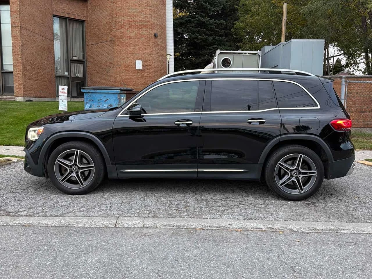 Mercedes-Benz GLB 250 4MATIC AMG | 360 | CARFAX | ��� ��������� | Mobile.bg � ����������� 4