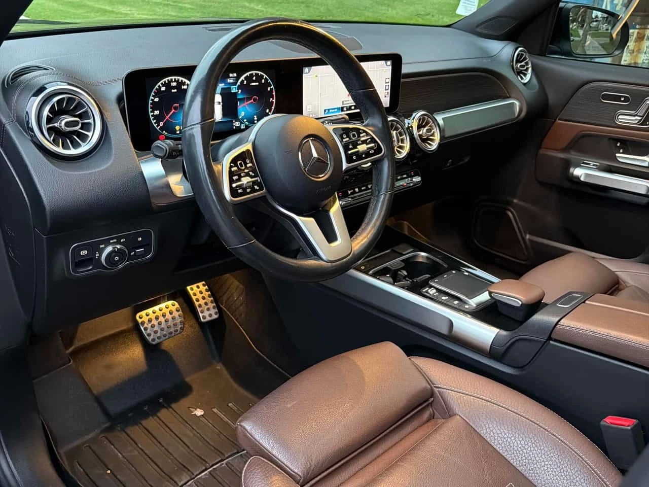 Mercedes-Benz GLB 250 4MATIC AMG | 360 | CARFAX | ��� ��������� | Mobile.bg � ����������� 10