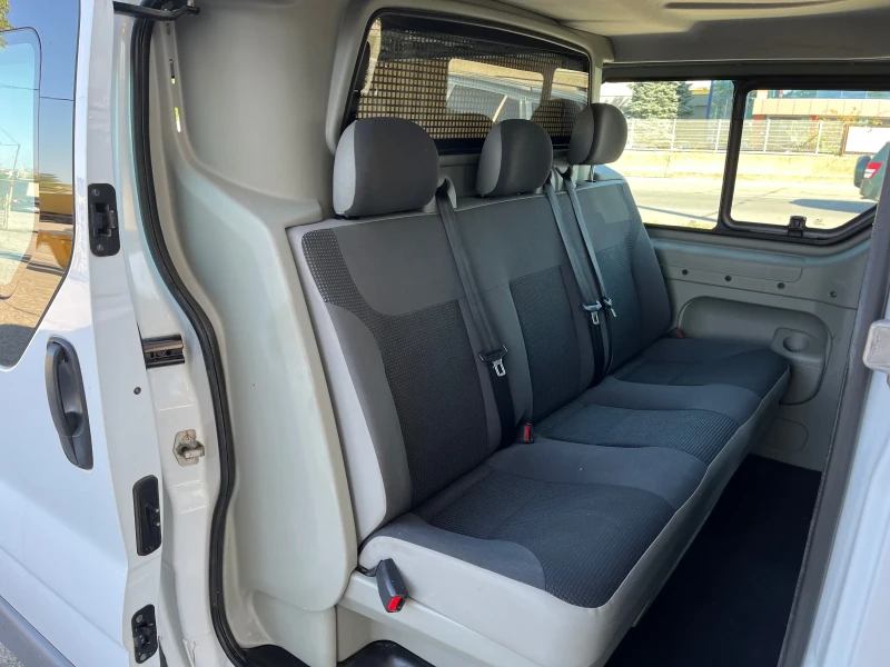 Opel Vivaro 2.0-DCI, снимка 10 - Бусове и автобуси - 51742661