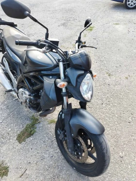 Suzuki Gladius I, снимка 1