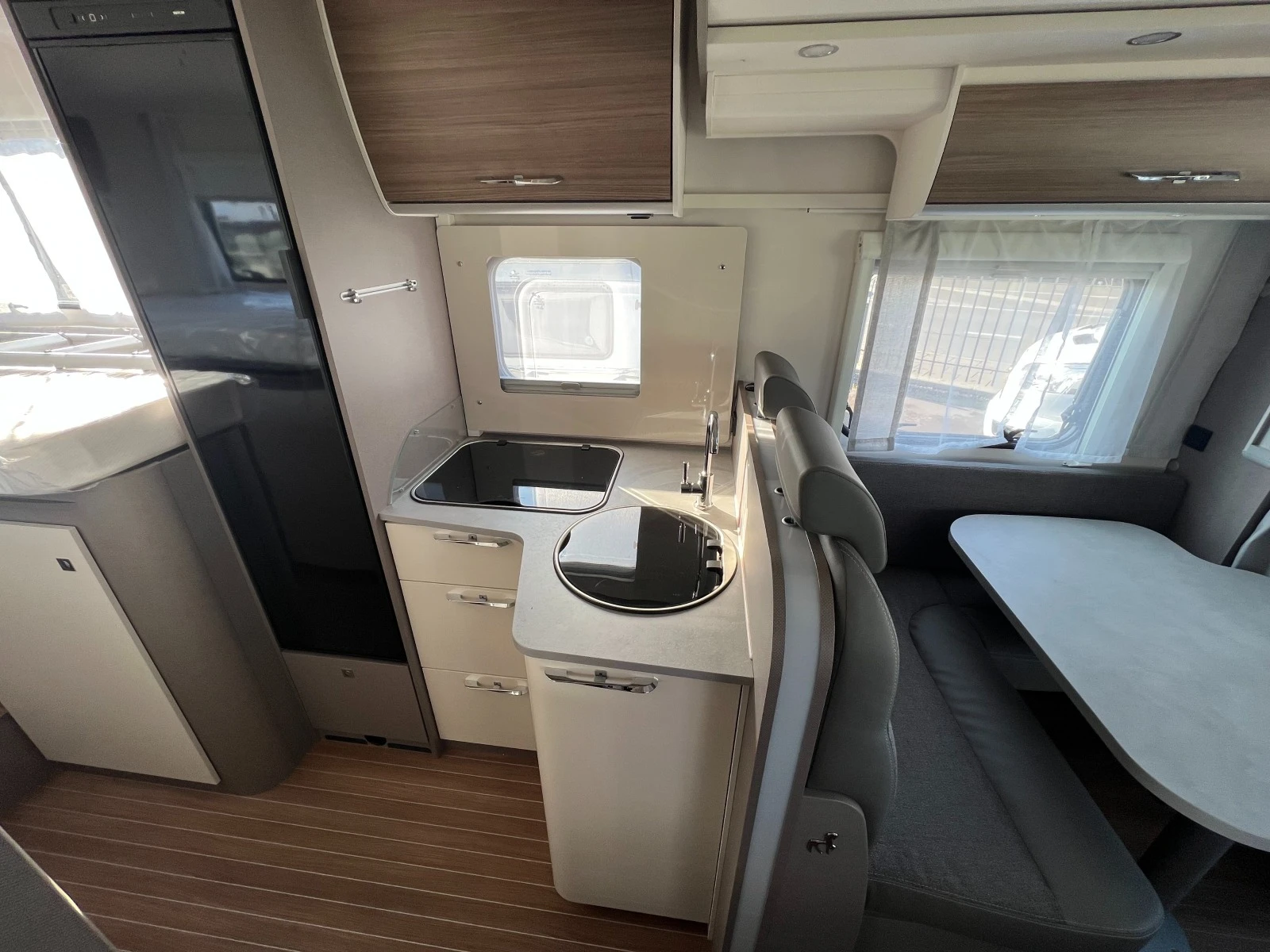 ������ HYMER / ERIBA Etrusco  T 7300 SB Type X | Mobile.bg � ����������� 15