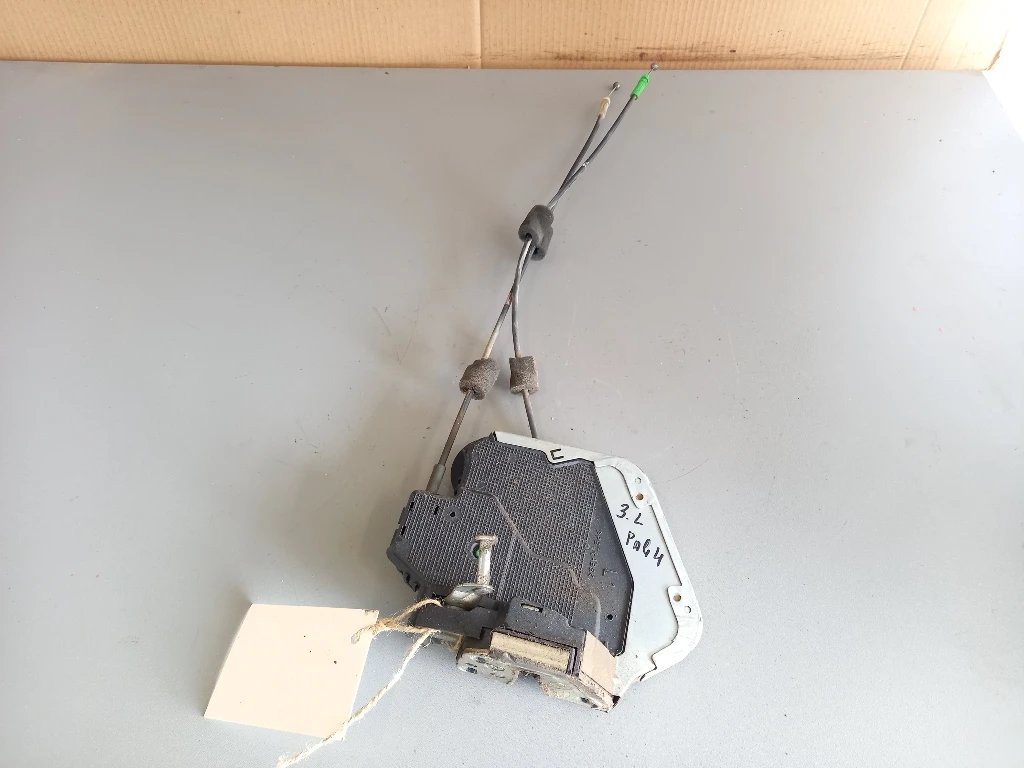 Брава врата задна лява Тойота Рав4 (н)