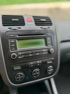 VW Golf 1.9TDI /GTI ПАКЕТ/, снимка 12