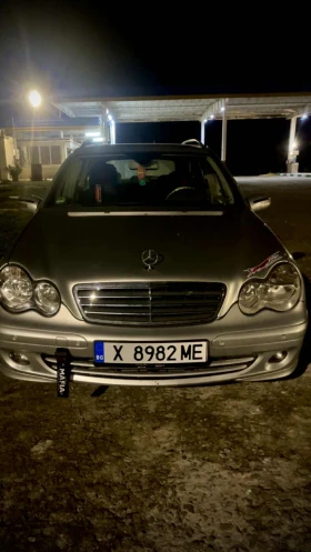 Mercedes-Benz C 220, снимка 10