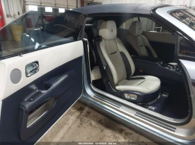 Rolls-Royce Dawn 6.6L V-12 DI, DOHC, VVT, TURBO, 563HP Rear Wheel - 129200 € / 252693.24 лв. - 28013456 12