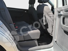 VW Touran 1.4/DSG/Tsi/Navi/Phone - 6299 € / 12319.77 лв. - 93425918 8