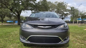 Chrysler Pacifica Touring Limited