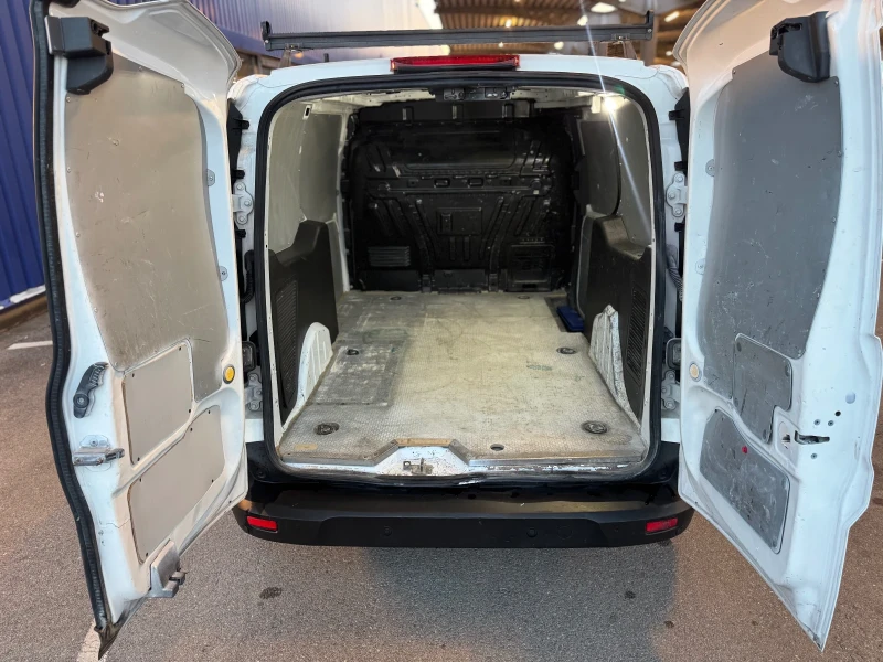 Ford Connect 1.5 , снимка 15 - Автомобили и джипове - 52335955