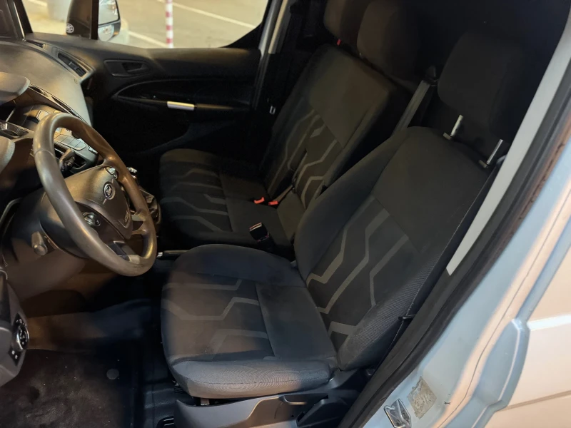 Ford Connect 1.5 , снимка 8 - Автомобили и джипове - 52335955