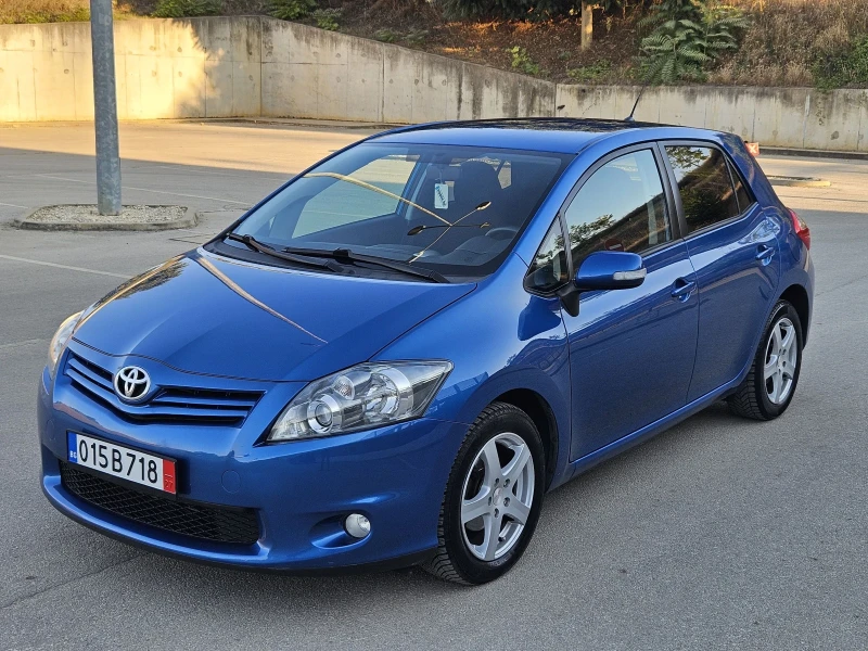 Toyota Auris 1.8 FACELIFT НАВИГАЦИЯ , снимка 8 - Автомобили и джипове - 51332708