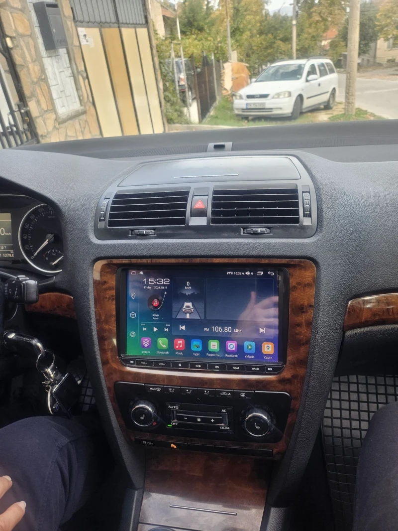 Skoda Octavia 2.0TDI, снимка 4 - Автомобили и джипове - 52298569