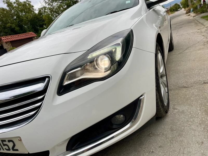 Opel Insignia SRI FACELIFT!, снимка 10 - Автомобили и джипове - 52189257