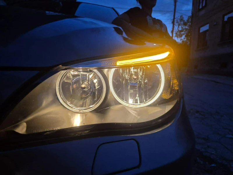 BMW 520 2.2 170 к.с , снимка 13 - Автомобили и джипове - 52906582