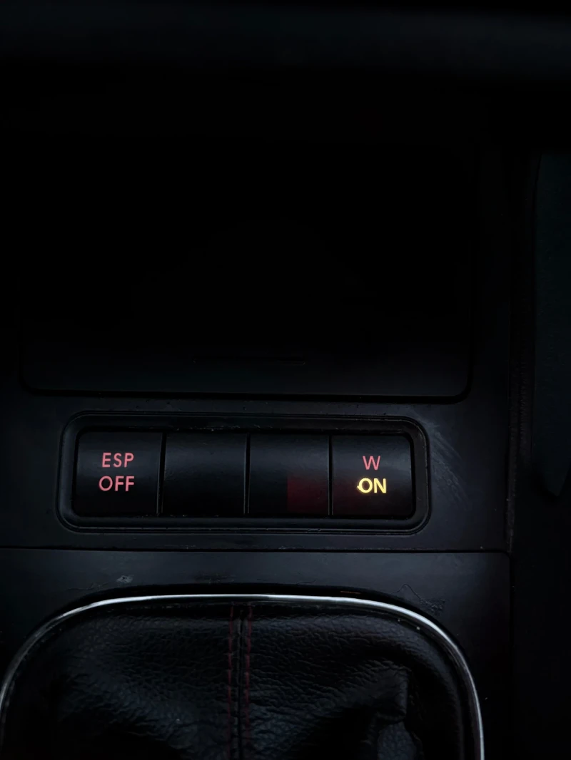 VW Golf, снимка 5 - Автомобили и джипове - 52956478