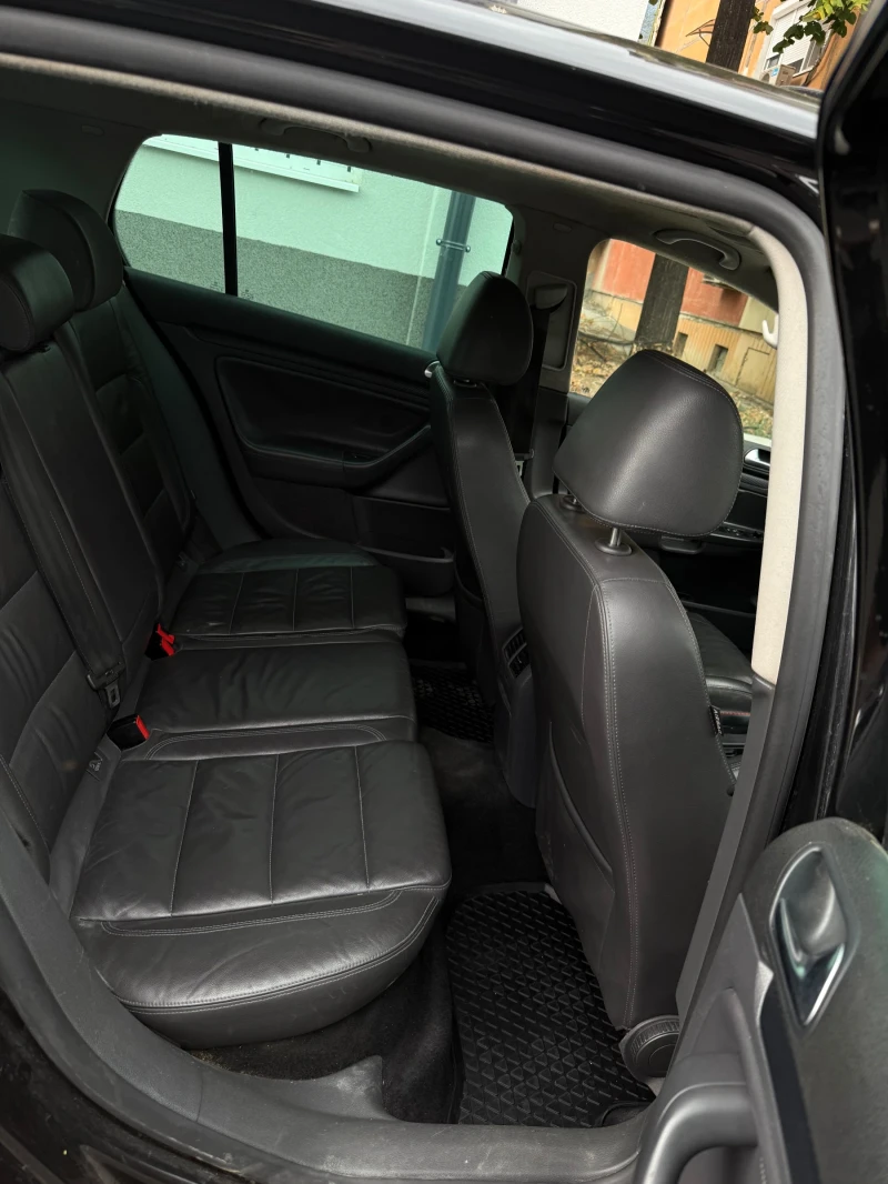 VW Golf, снимка 8 - Автомобили и джипове - 52956478