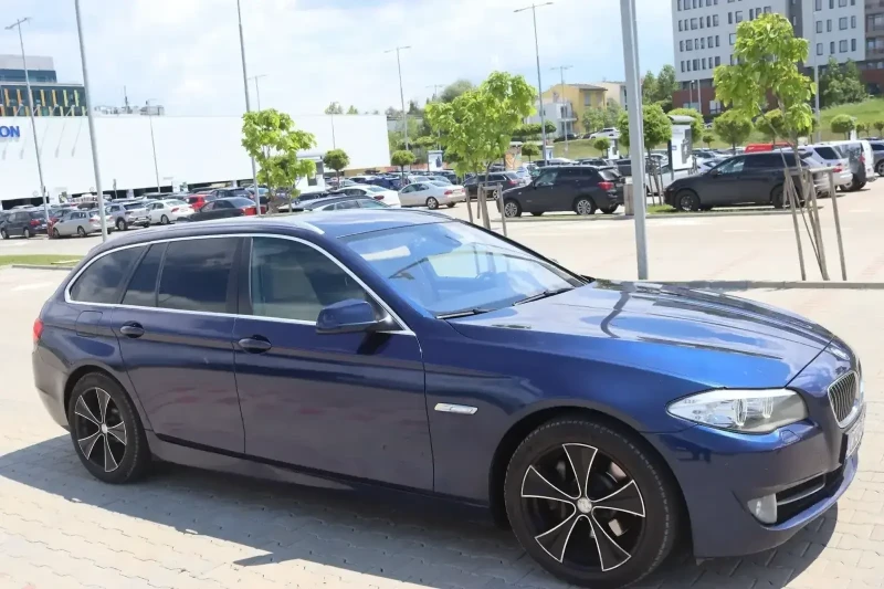 BMW 530 F11
