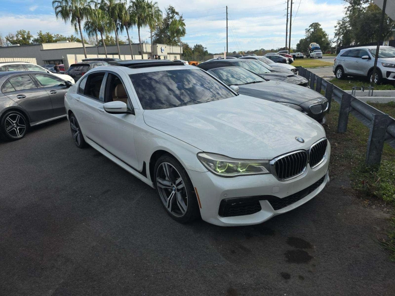 BMW 750, снимка 4 - Автомобили и джипове - 53091477