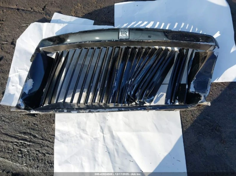 Rolls-Royce Dawn 6.6L V-12 DI, DOHC, VVT, TURBO, 563HP Rear Wheel, снимка 4 - Автомобили и джипове - 53342836