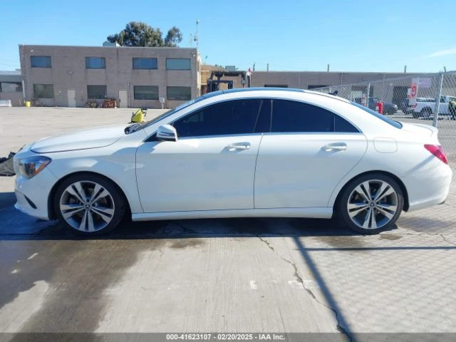 Mercedes-Benz CLA 250 (CARFAX) * ВИДЕО НА ДВИГАТЕЛЯ * , снимка 5 - Автомобили и джипове - 49404104