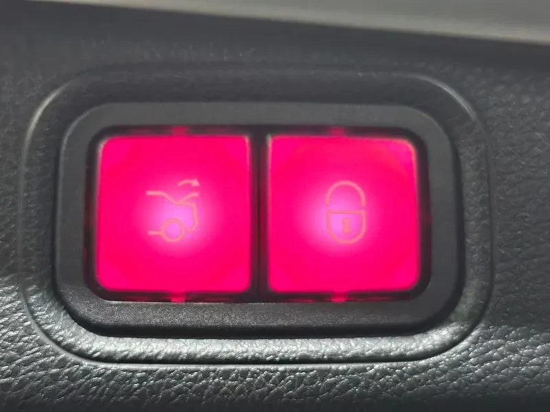 Mercedes-Benz E 300 AVANTGARDE 360| HEAD UP| ���������| ������� | Mobile.bg � ����������� 16