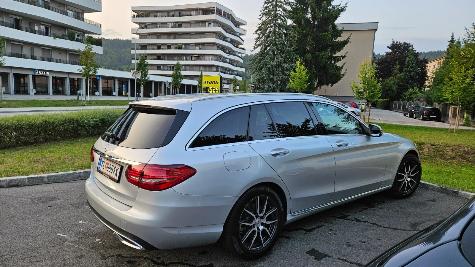 Mercedes-Benz C 200 C200d T - изображение 5