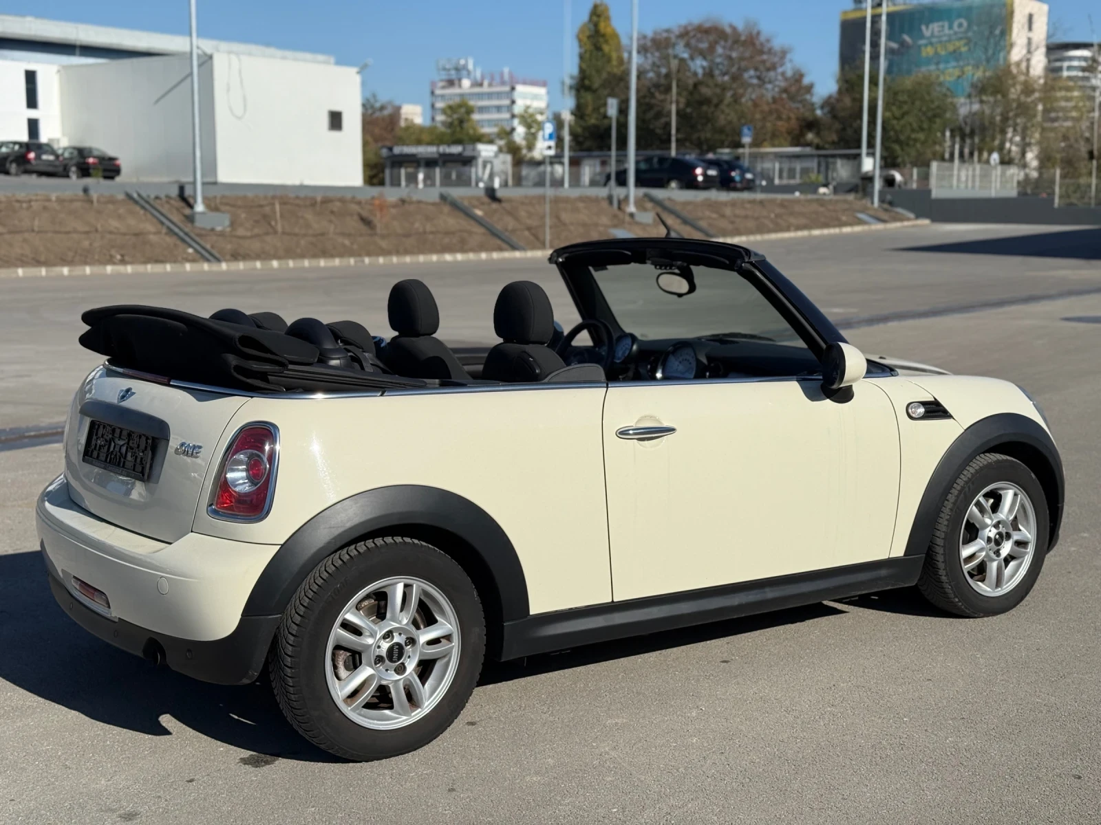 Mini Cooper cabrio Черен петък цена 14 000 лв - изображение 6