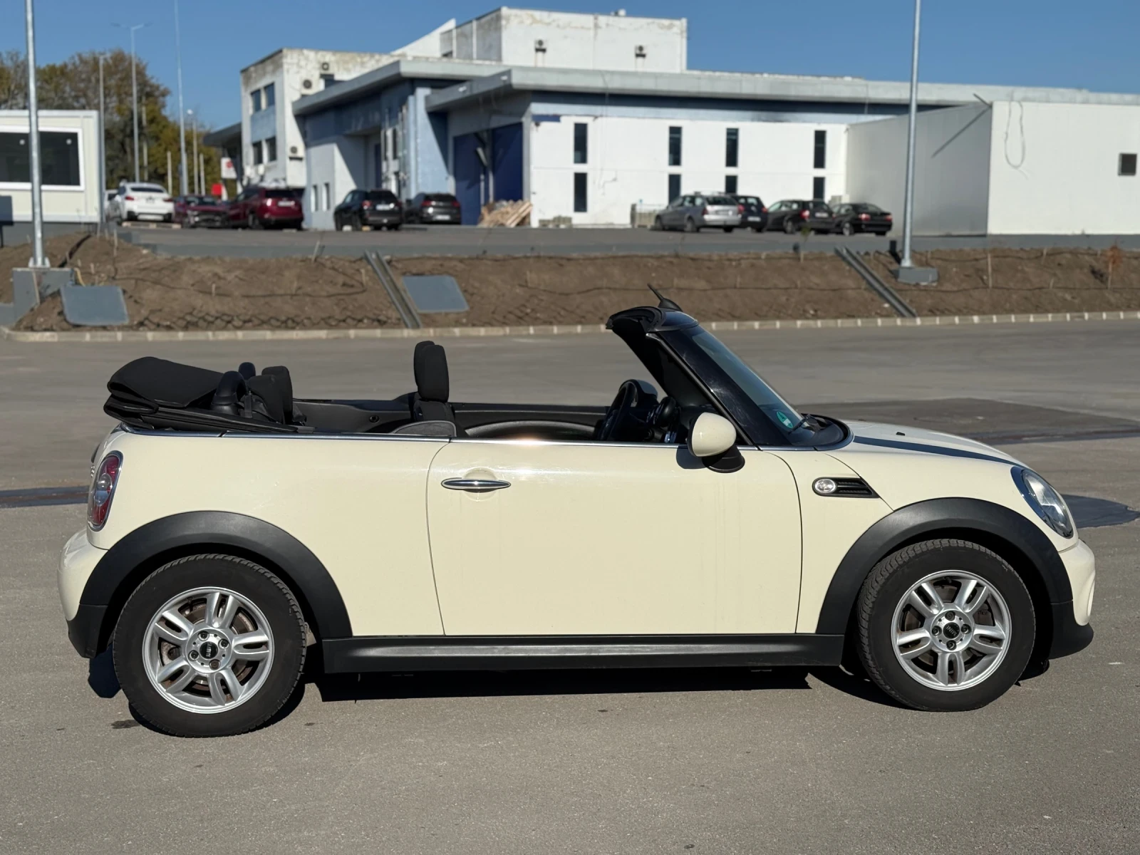 Mini Cooper cabrio Черен петък цена 14 000 лв - изображение 4