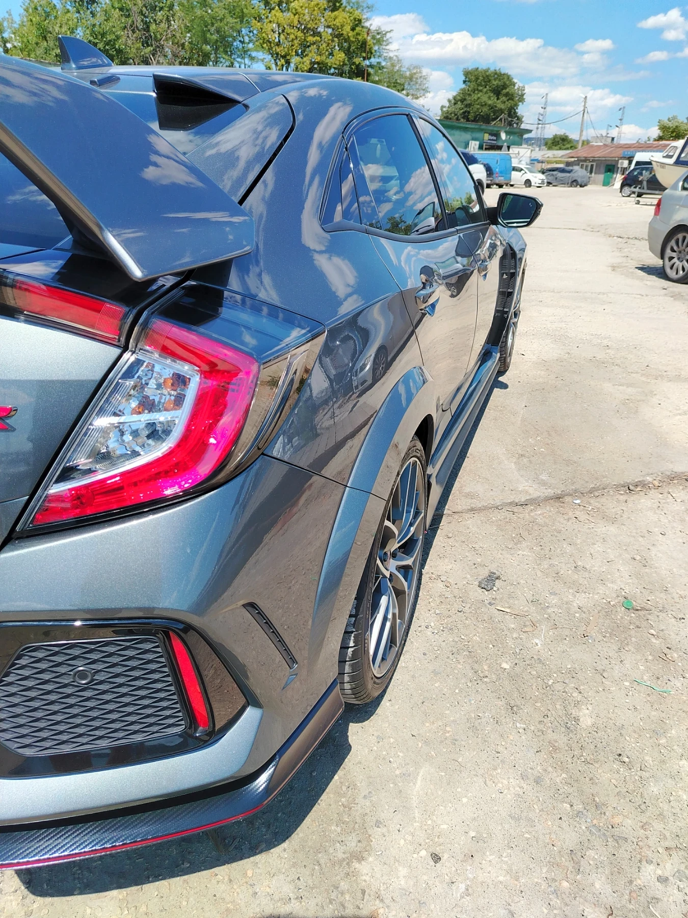 Honda Civic Type R - изображение 9