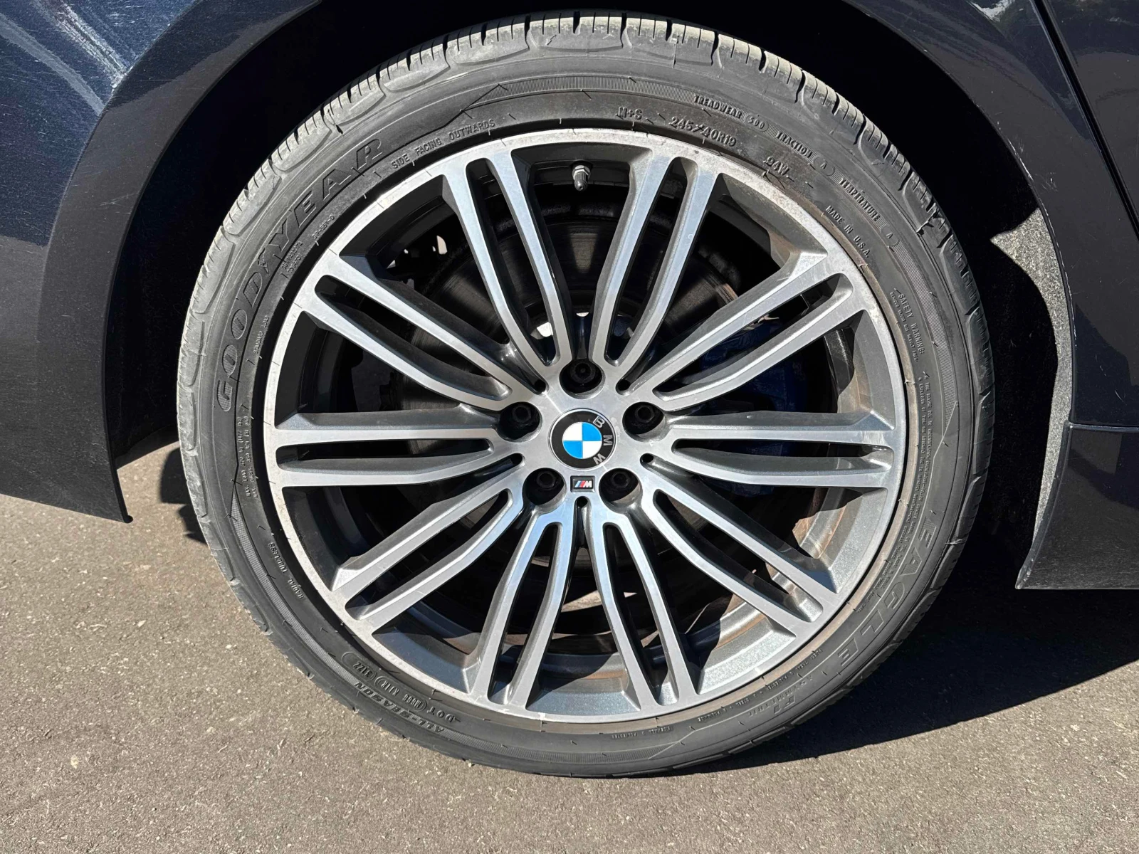 BMW 530 Xdrive* M-pkg* Пано* Подгрев* Harman Kardon - изображение 8