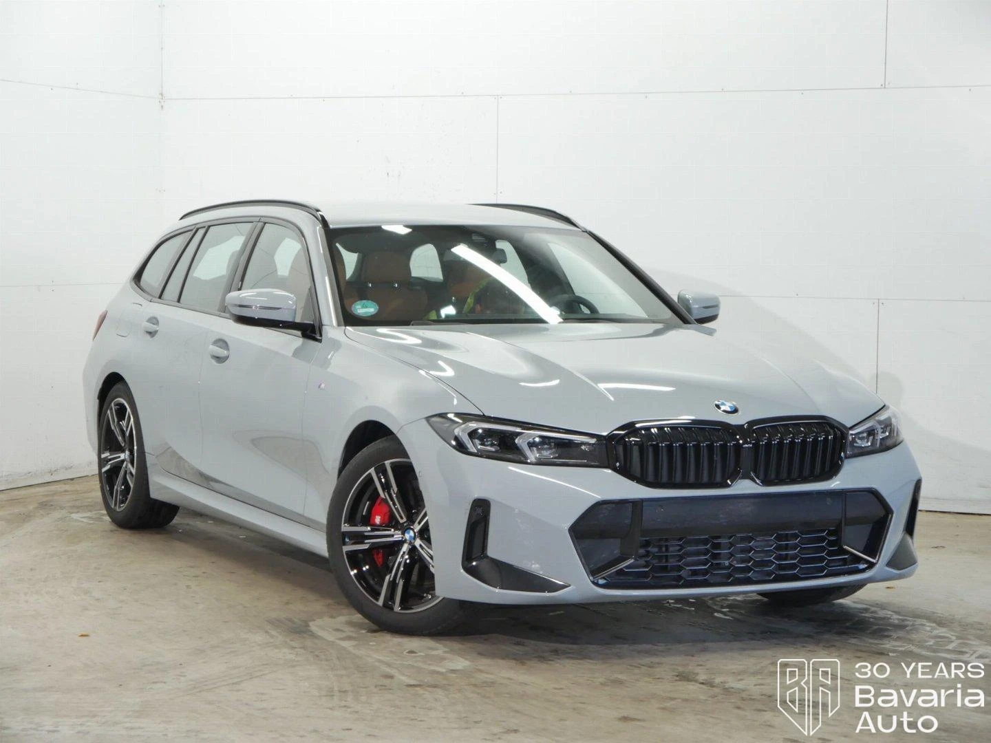 BMW 318 i Touring M Sport Paket Steptronic - изображение 4