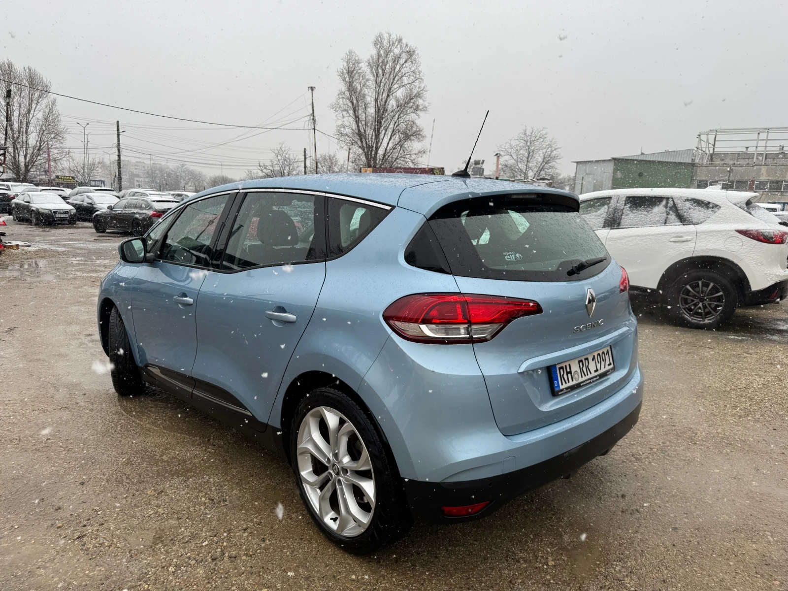 Renault Scenic 1.3TURBO/SPORT - изображение 7