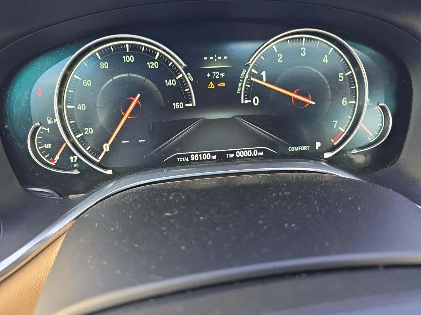 BMW 750  - изображение 9