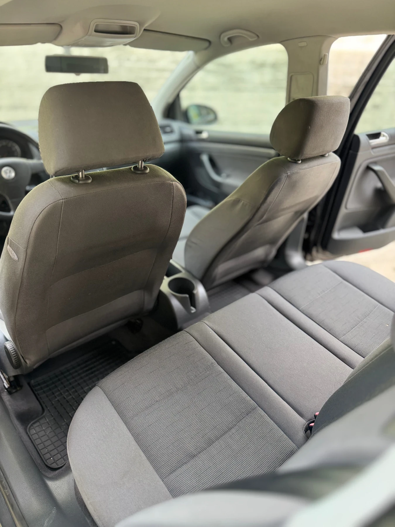 VW Golf 1.9TDI /GTI ПАКЕТ/, снимка 13 - Автомобили и джипове - 53810545