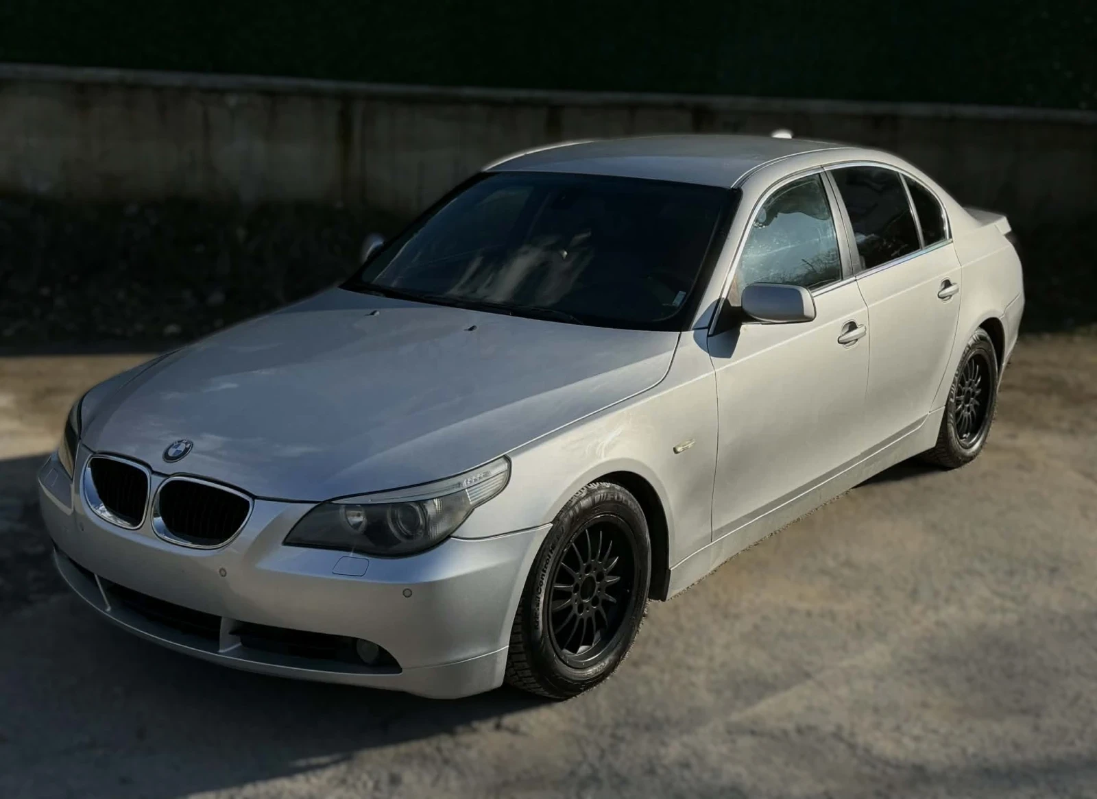 BMW 530
